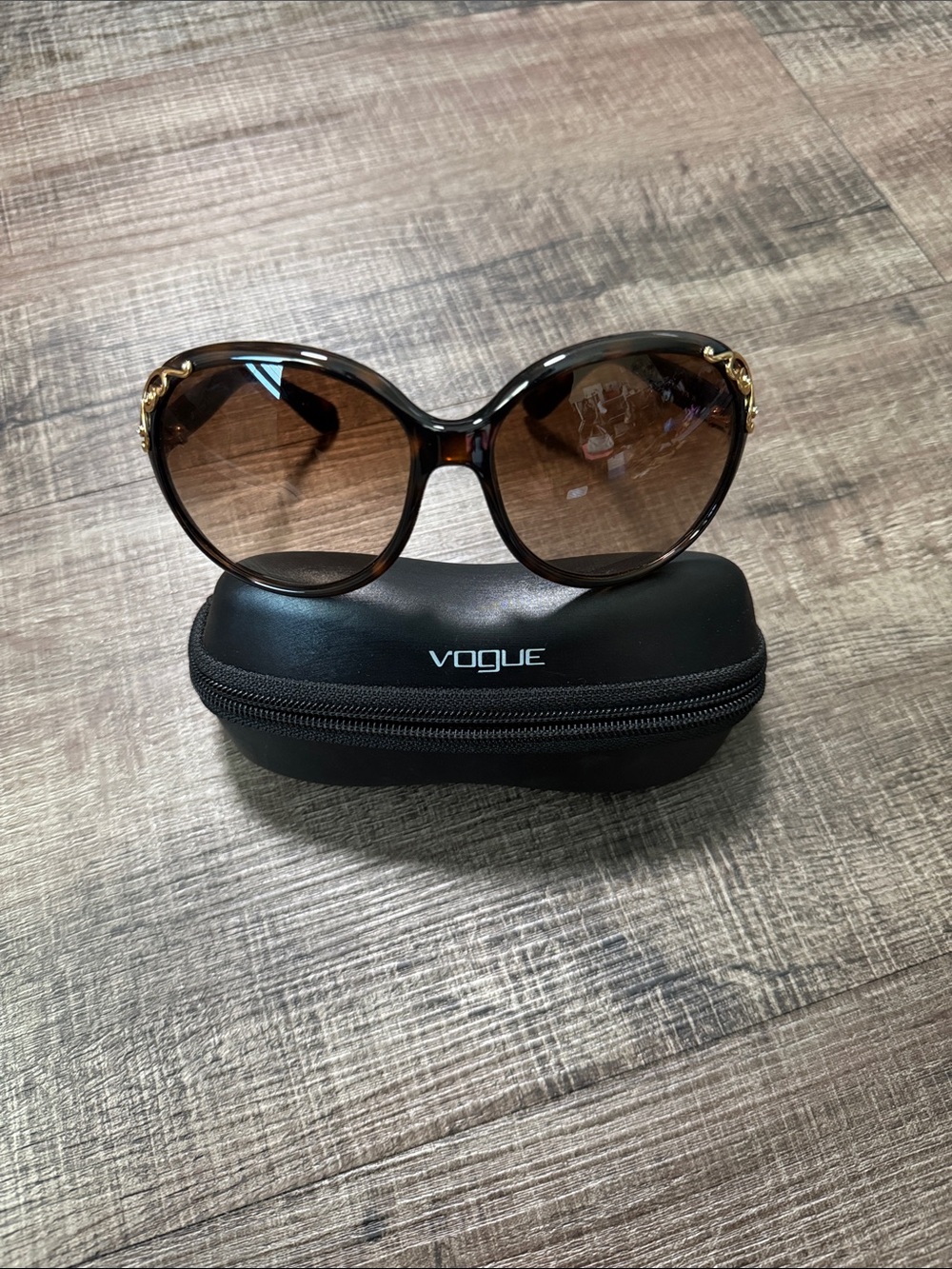 VOGUE - 2696Brown Oversized Women's Sunglasses